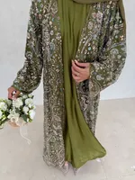 Abaya de Dubaï de Luxe Usine Sharut OEM/ODM 2025 Kimono Islamique Robe Femme Musulmane Abaya Modeste Texturée Fleurie 3D Robe de Soirée
