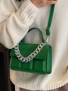 Venta directa de fábrica cadena multicolor pequeña bolsa cuadrada forma de Bolsa rígida personalidad de moda - Product Image 4