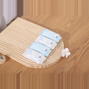 Lingettes humides pour bébé écologiques, naturelles, non parfumées, personnalisées, à l'aloe vera et au charbon de bois - Product Image 2