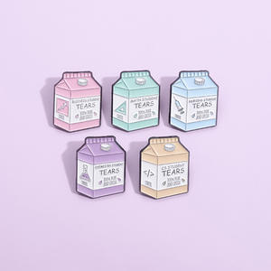 可爱搞笑三角尺搪瓷翻领针烧杯科学实验室奶盒果汁形状纪念品紫外胶印 - Product Image 2