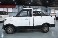 Véhicule électrique à faible vitesse à 4 roues et 2 places, nouvelle énergie, camionnette, transportant 2 passagers, vente chaude, haute qualité et bon marché
