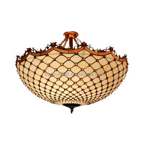 Lámpara Colgante de Vitral Tiffany de Estilo Retro Hecha a Mano, Diseño Europeo de 32'', Fuente de Luz LED, Hierro, para Hotel o Villa - Product Image 6
