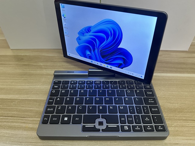 Super Cheap 8 Inch 2 in 1 Handheld Pc Touch Pocket Laptop Intel N95 12Gb Ram 1Tb 2Tb Ssd Win11 for Drawing Note-Taking Business
