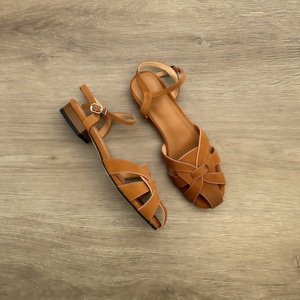 Sandales romaines Baotou rétro en cuir de vachette de luxe, faites à la main, tressées, à talon épais, style universitaire, avec nœud Mary Jane - Product Image 4