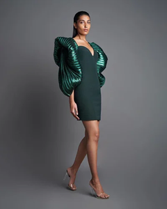 ชุดเดรสสไตล์ตะวันตกคุณภาพแท้ ดีไซน์เรียบหรู ทันสมัย มีไซส์สั่งตัดได้ - Product Image 4