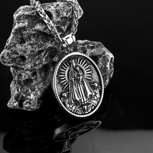 Collar con Colgante de la Virgen María en Acero Inoxidable para Hombre, Joyería Religiosa, Cadena con Dije Ovalado para Uso Religioso - Product Image 2