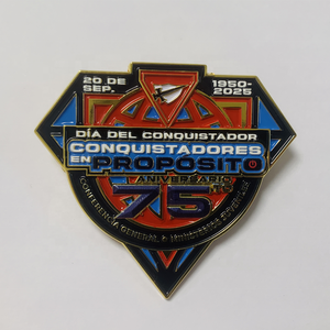 En stock, version espagnole, épingles métalliques pour la Journée mondiale des aventuriers 2025, épingles pour les aventuriers adventistes - Product Image 5