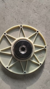 อะไหล่หมายเลข 358172 สำหรับยางกันกระแทกของรถบดถนน Dynapac รุ่น CA610D - Product Image 4