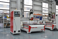 Machine à bois CNC haut de gamme à 3 axes A4-1530-L8-Pro avec changeur d'outils automatique pour la gravure et la découpe du bois