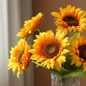 <b>Artificial</b> Sunflower <b>Bouquets</b> Silk Flower High Simulation Rustic Style Home Decor Wedding Props Summer Outdoor Use - Product Image 3