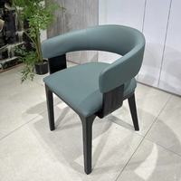 Fauteuil de salle à manger en cuir véritable pour hôtel, chaise de loisirs pour salon d'hôtel 5 étoiles avec siège en velours et bois de chêne ou de noyer pour restaurant