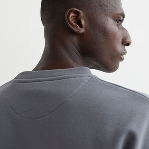 Customized Men's <b>Sweatshirts</b> in <b>Black</b> Color Street Wear Winter Warm <b>Sweatshirts</b> for Men - Product Image 4