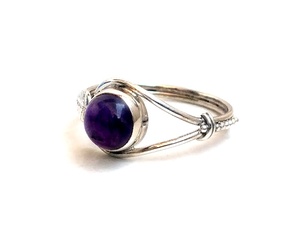 Bague en pierre d'améthyste en argent sterling faite à la main pour femmes bijoux en pierre bleue naturelle avec incrustation de réglage pour les fêtes - Product Image 3
