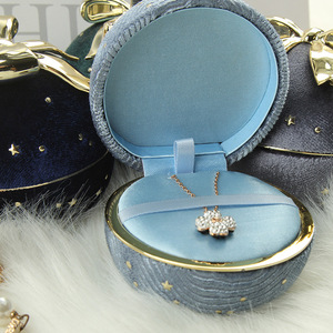 Christmas Jewelry Box Gypsophila Ring Necklace Bow Cross Border Spherical Hinged Lid Packaging - Product Image 3