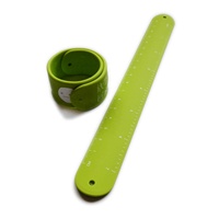 Bracelet claque à impression personnalisée Bracelet pression en peluche de silicone Bracelet claque de silicone Bandes claque pour enfants
