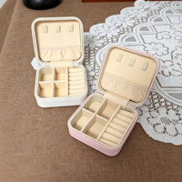Boîtes à bijoux carrées en cuir PU faites à la main, mignonnes et élégantes, étui de voyage tendance, pochette de rangement pour cadeaux