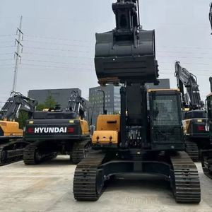 Excavatrice sur chenilles Hyundai HX340HD de 34 tonnes de haute qualité, fabriquée en Corée du Sud, avec moteur Cummings, à prix abordable - Product Image 4