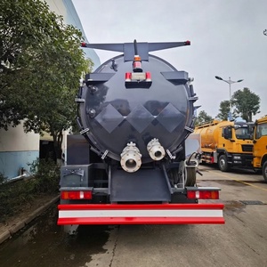 รถดูดฝุ่นและทำความสะอาดท่อระบายน้ำ HOWO 8x4 พร้อมฟังก์ชั่นขจัดสิ่งอุดตันและปล่อยน้ำเสีย - Product Image 6