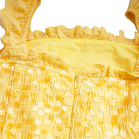 Robe d'été jaune à sequins smockée à volants superposés et œillets pour petite fille, col carré sans manches, vente en gros pour tout-petits