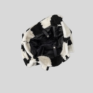Borsa a Mano Invernale in <span class=keywords><strong>Pelliccia</strong></span> a Quadri Bianco e Nero, Borsa Capiente da Donna <span class=keywords><strong>con</strong></span> Stampa Leopardata, Borsa a Tracolla Singola - Product Image 4
