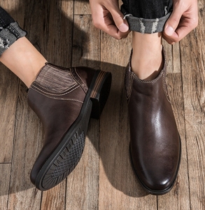 UP-5047r bottes de <span class=keywords><strong>moto</strong></span> en plein air <span class=keywords><strong>Vintage</strong></span> <span class=keywords><strong>chaussures</strong></span> de randonnée imperméables antidérapantes pour <span class=keywords><strong>homme</strong></span> travailleur <span class=keywords><strong>chaussures</strong></span> décontractées en cuir - Product Image 2