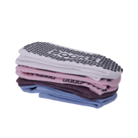 DESIGN GRATUIT & MOCKUP Chaussette de yoga personnalisée Chaussette de pilates antidérapante Chaussette de yoga antidérapante au design personnalisé pour femmes