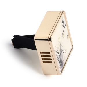 Ambientador de coche cuadrado con pegatina de epoxi de elementos chinos al por mayor, difusor de perfume con clip para rejilla de ventilación - Product Image 3