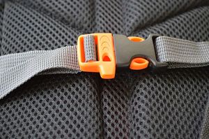Mochila Impermeable de 20l con Logotipo Personalizado de Fábrica OEM para Actividades Casuales, Escalada, Senderismo, Deportes Acuáticos - Product Image 6