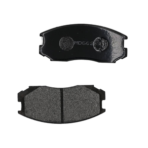 Plaquettes de frein semi-métalliques en céramique de haute qualité et à bas prix pour 58302-P2A30 - Product Image 1