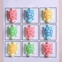 En gros, guimauves 3D tortue de qualité supérieure, aux couleurs vives, enrobées de bonbons, style dessin animé mignon, pour la décoration de gâteaux, desserts et pâtisseries de fête