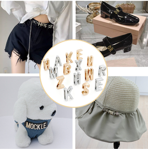 Excellente breloque lettre PVD or et argent <span class=keywords><strong>pour</strong></span> bracelets, accessoires de sac, sangles de sac et <span class=keywords><strong>poignées</strong></span> <span class=keywords><strong>d</strong></span>'épaule, avec logo personnalisé - Product Image 5