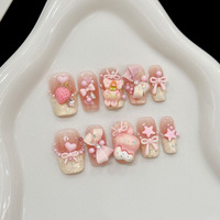 Faux ongles courts Qianya à presser, 10 pièces - Rose poudré, ours de dessin animé, fraise, nœud papillon, vente en gros, marque privée