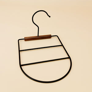 Großhandel Luxus Multifunktion ale Metall Holz Kleiderbügel Hotel Verwenden Sie einstufige Eisen hose Mantel Krawatte Gürtel Schal Flexibel Stilvoll - Product Image 3