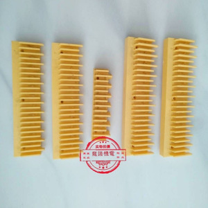 แถบตกแต่งขอบบันไดเลื่อน L4733215354555658AB สีดำ อะไหล่ลิฟต์ - Product Image 3