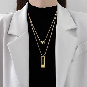 2024 <span class=keywords><strong>Pull</strong></span> en acier inoxydable de marque noire à double couche Collier en or 18 carats - Product Image 2