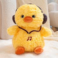 Ce adorable canard en peluche jaune avec écouteurs est ultra doux, parfait pour câliner, offrir en cadeau et illuminer votre espace.