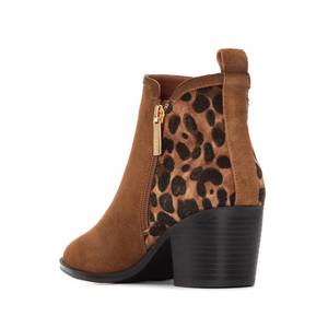 Stivaletti da Donna Carmela in Camoscio Marrone con Stampa Leopardata, Cerniera e Tacco a Blocco - Product Image 3