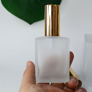 Givelami ขวดน้ำหอมแก้วทรงสี่เหลี่ยมน้ำค้างแข็งขนาด30มล. 50มล. 100มล. ขวดเปล่าพร้อมฝาทองสำหรับใส่เครื่องสำอางบำรุงผิว - Product Image 5