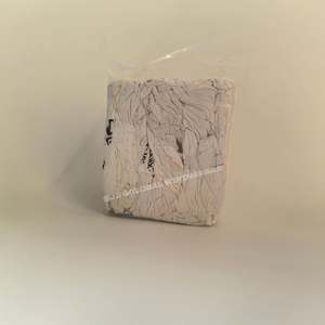 Paños de Limpieza Industriales de Algodón de Baja Pelusación, Trapos Reutilizables Blancos Impresos Tipo Camiseta para Limpiar Maquinaria de Taller - Product Image 1