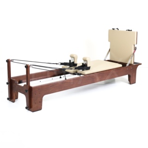 Cama Reformer de Pilates Tmax Luxurious Walnut, Cama Reformer de Pilates de Madera con 5 Resortes Alemanes, Certificación CE ISO - Product Image 2