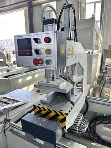Machine de soudage de haute qualité à double tête pour la fabrication de portes et fenêtres en PVC/UPVC avec contrôle PLC et moteur haute puissance - Product Image 6