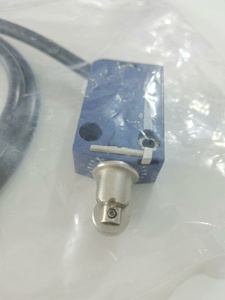 Interruptor de Límite Industrial XCMD2102L1 XCMD2110L1 XCMN2103L1 XCMN2106L1 XCMN2107L1 240V 6A de Seguridad - Product Image 6