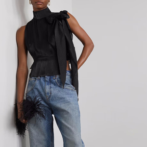 Nuovo arrivo estivo con fiocco personalizzato senza maniche eleganti camicie di raso nero camicette di <span class=keywords><strong>seta</strong></span> da donna di alta qualità Casual top da donna - Product Image 2