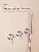 Ensemble de douche mural de luxe dissimulé en laiton gris anthracite avec système de mitigeur 3 voies pour douche pluie et texture antidérapante