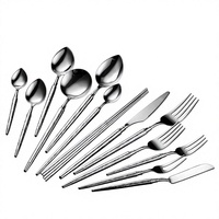 Couverts Jianyi en acier inoxydable 304, couteau, fourchette et cuillère à motif fileté rotatif, pour steak à la française, style occidental, pour la restauration hôtelière
