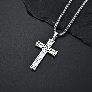 Collier pendentif croix celtique irlandaise en acier inoxydable plaqué or 18 carats, bijoux religieux significatifs <span class=keywords><strong>et</strong></span> tendance - Product Image 4