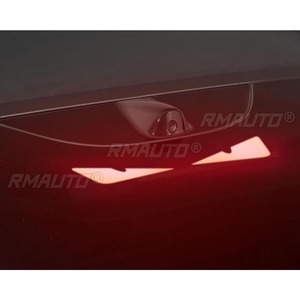 Lámina de Proyección de Luz de Freno Trasera de Fibra de Carbono para Xiaomi SU7, Adhesivo para Luz Trasera de Freno, Accesorios para Automóviles - Product Image 1