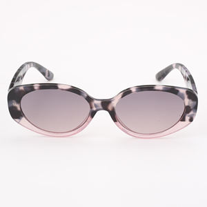 Lunettes de soleil mode OEM 2025 nouvelle tendance avec lentille de protection UV400 couleur Pantone cadre en plastique disponible - Product Image 2