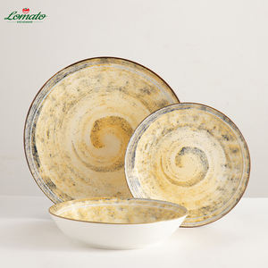 Ensembles de vaisselle en céramique élégante à imprimé floral durables et réutilisables sans BPA pour les fêtes de mariage, les tables à dîner et les idées de cadeaux - Product Image 1