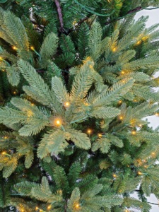 Árbol de Navidad Artificial Preiluminado de 6, 7 y 8 Pies con Luces LED Multicolor, Articulado, Densa Decoración Navideña para el Hogar y Comercios - Product Image 5